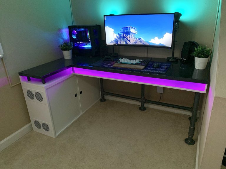 Elevate Your Gameplay with a Gaming Desk